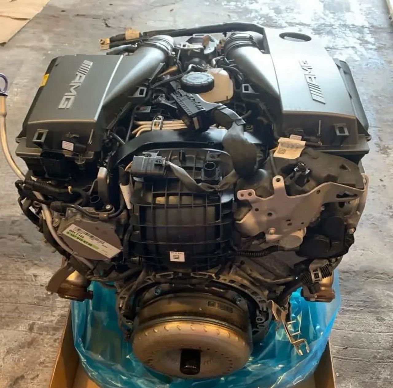 BRAND NEW MERCEDES-BENZ AMG M157 ENGINE - Image 2