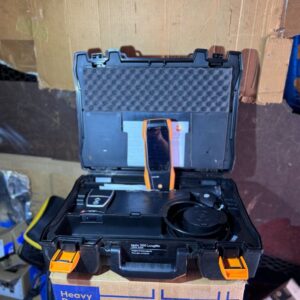 Testo 300 Pro Combustion Analyzer Kit with Bluetooth (O₂ and CO, 0–4000 ppm)